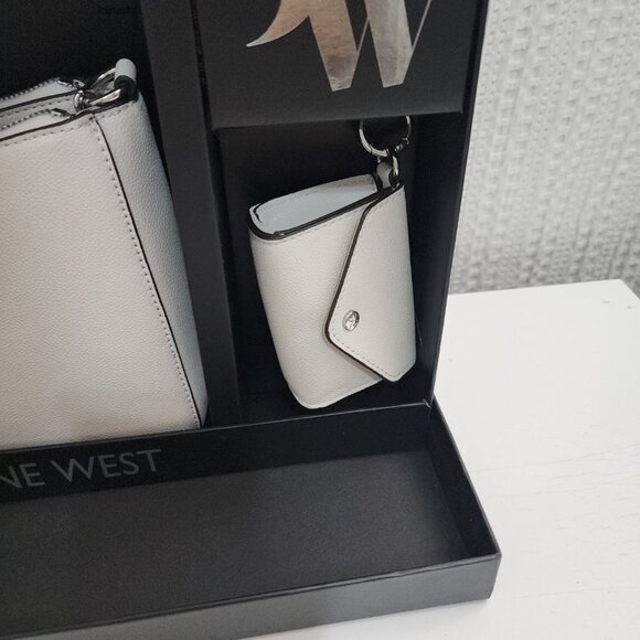 Nine West Ademia II Mini Handbag Set Ivory White NEW - Picture 5 of 10